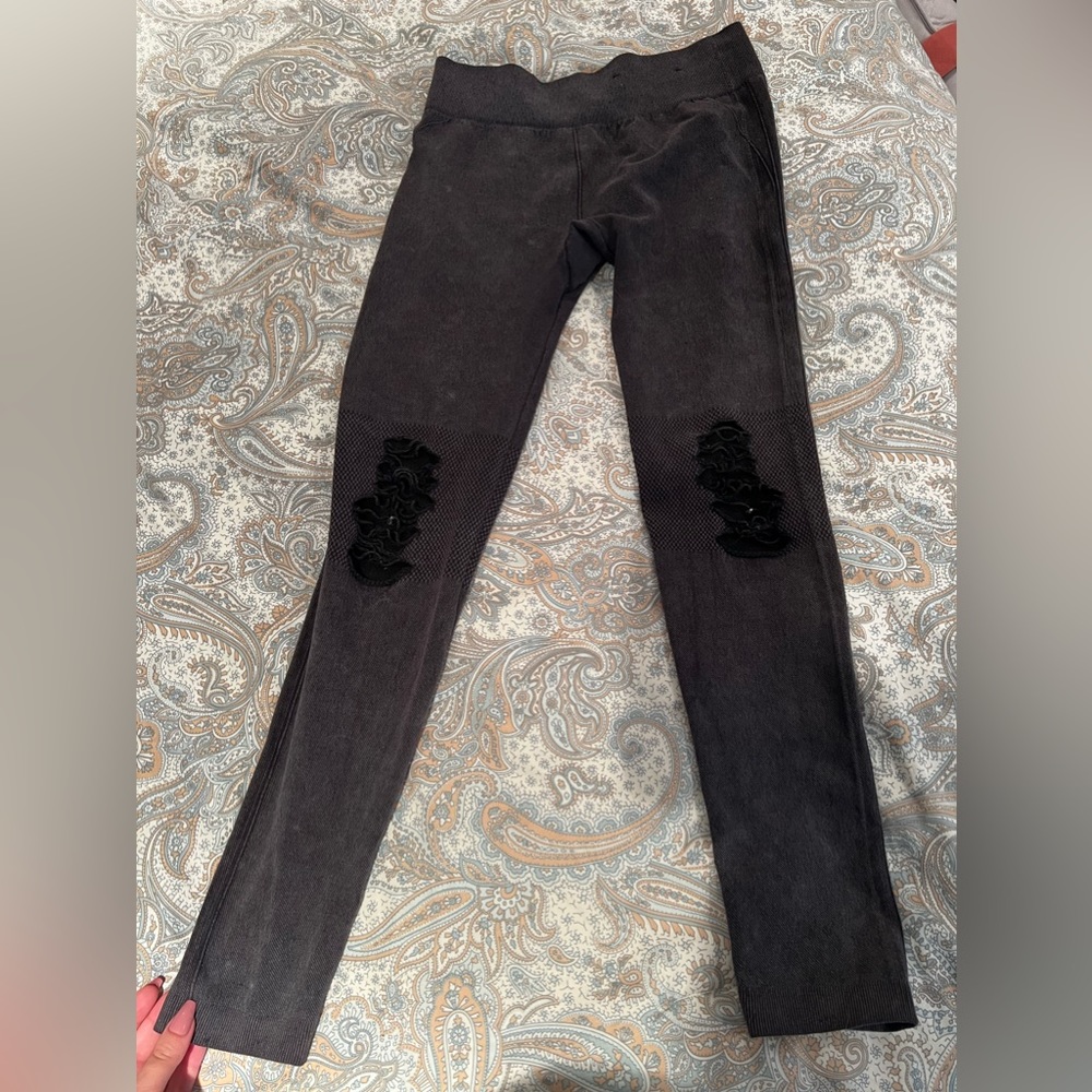 Distressed alt leggings